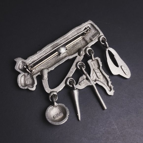 Vintage JJ Jonette Jewelry Golf Clubs Bag Shoe Flag Silver Tone Charm Brooch - Picture 4 of 6